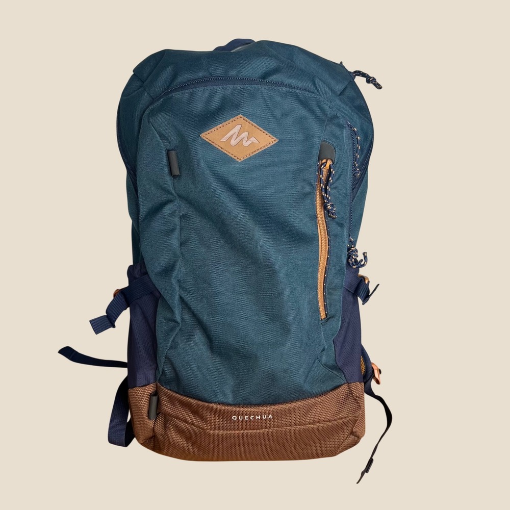 Quechua Backpack Hiking Daypack Padded Mesh Back Teal Brown Laptop Sleeve NH500